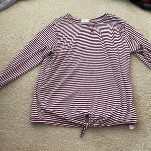 old navy long sleeve top